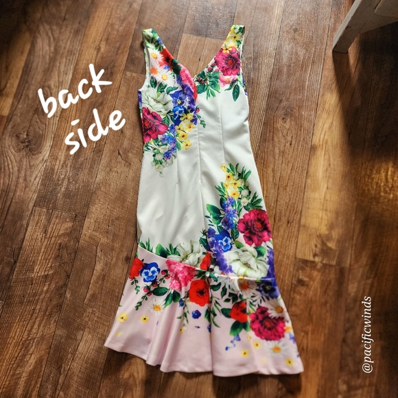 VENUS EMBELLISHED SWING DRESS SIZE XS FLORAL ☆ - Picture 3 of 10